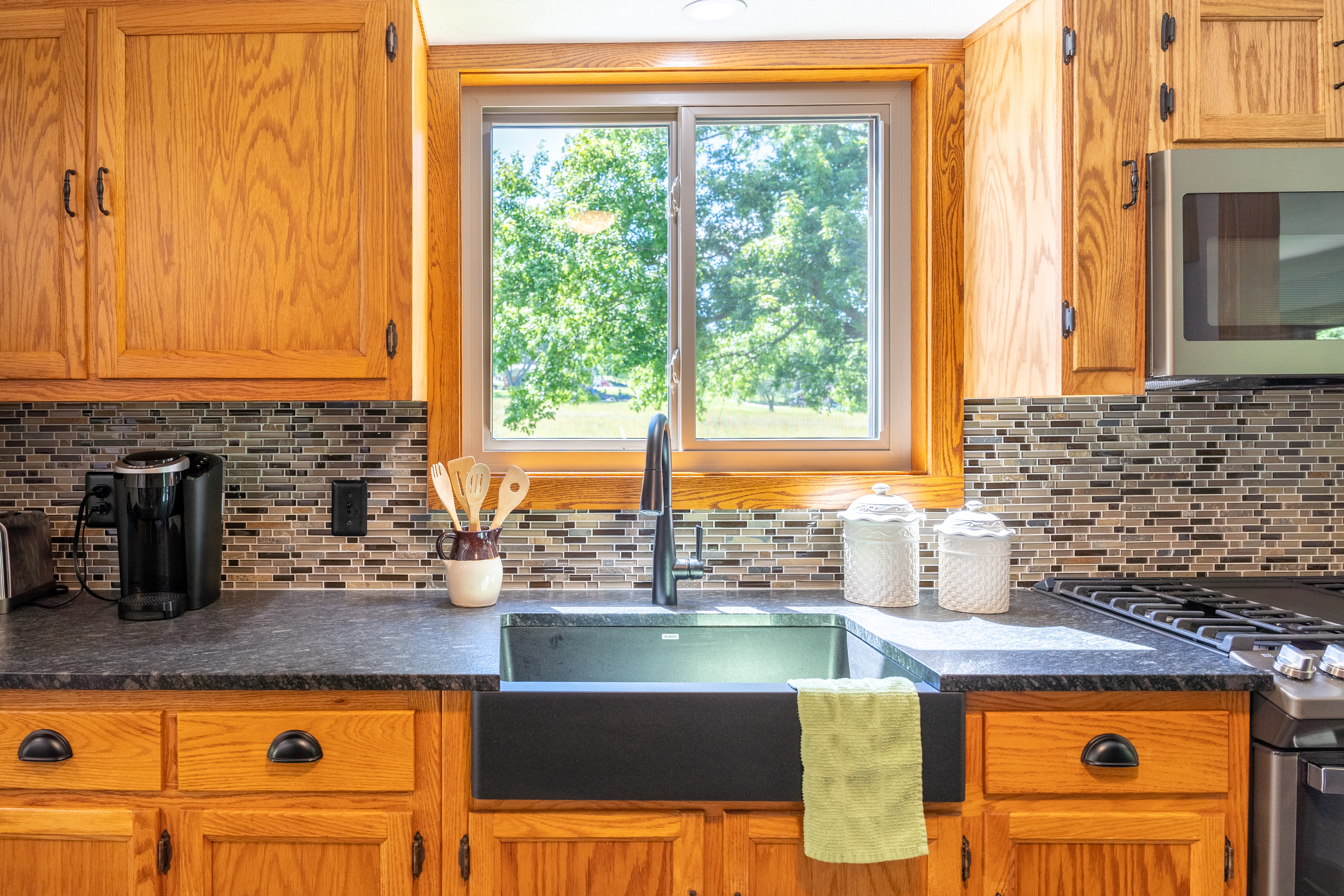 Replacement window installed by Peaks and Panes